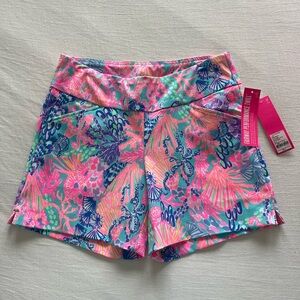 NWT LILLY PULITZER NAKIA LUXLETIC SHORTS UPF 50+